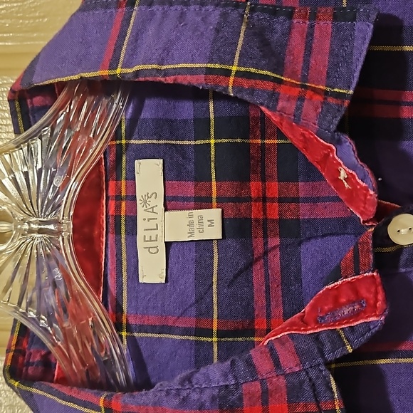 Purple and pink button up - Picture 2 of 5